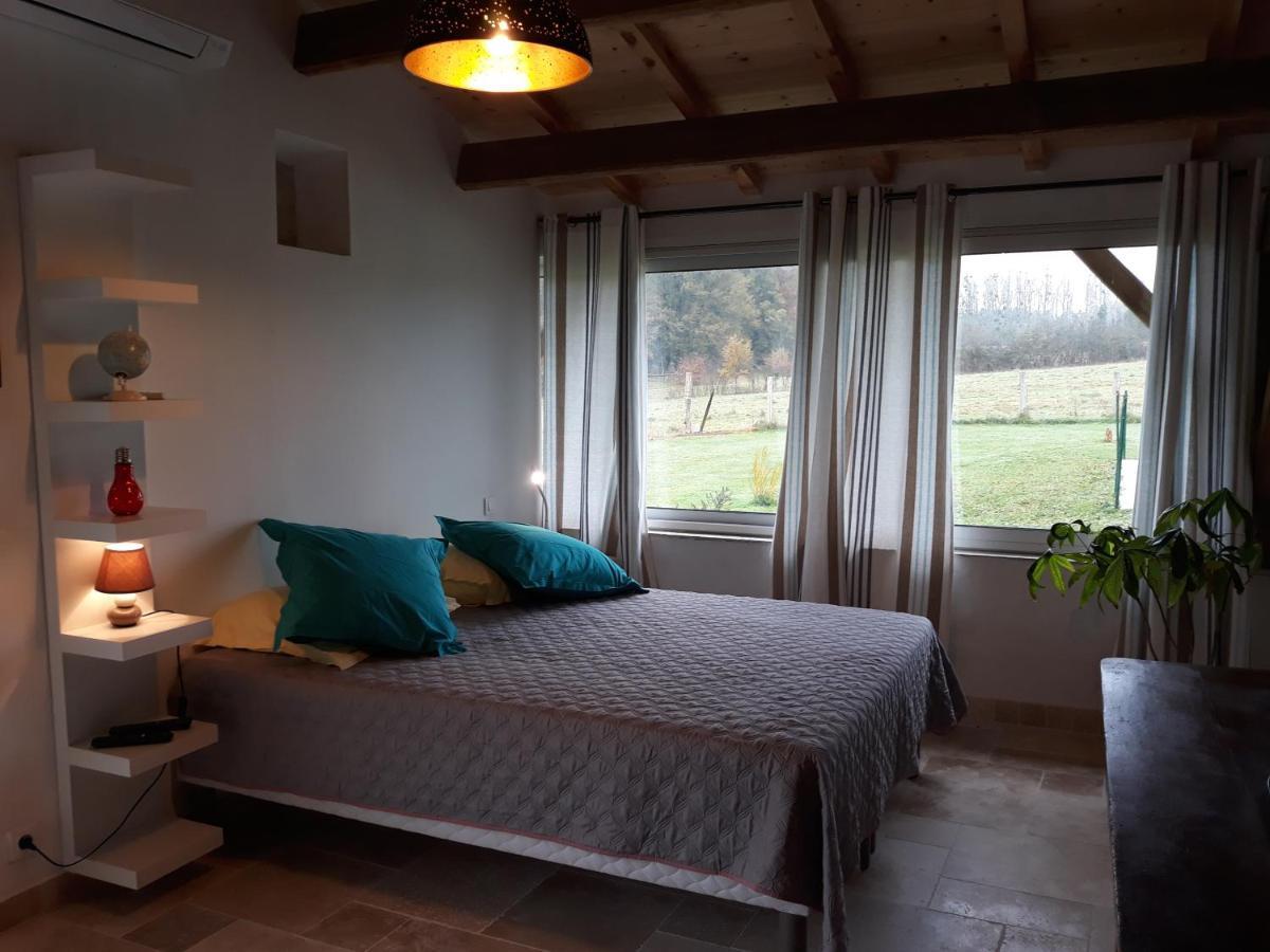 Lunas  La Girafe Bleue Bed & Breakfast エクステリア 写真