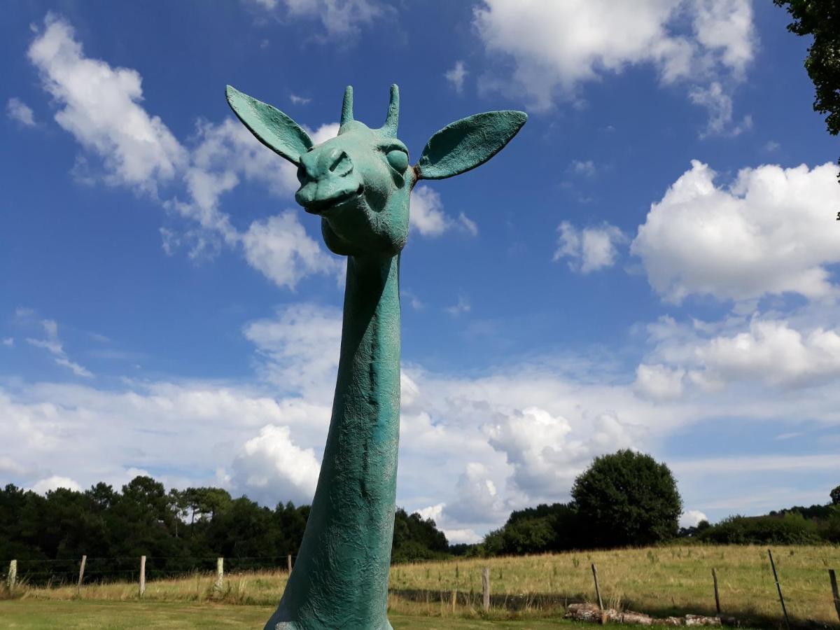 Lunas  La Girafe Bleue Bed & Breakfast エクステリア 写真