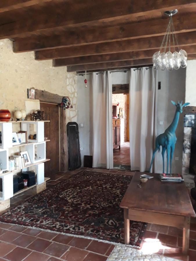 Lunas  La Girafe Bleue Bed & Breakfast エクステリア 写真